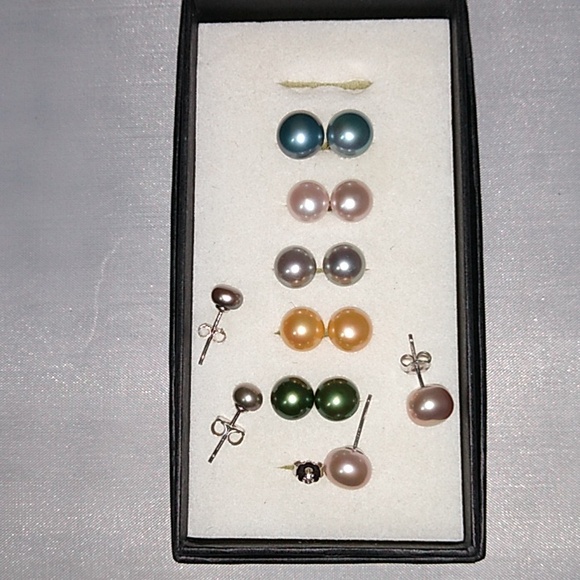 Natural button pearl earring suite - Picture 4 of 5